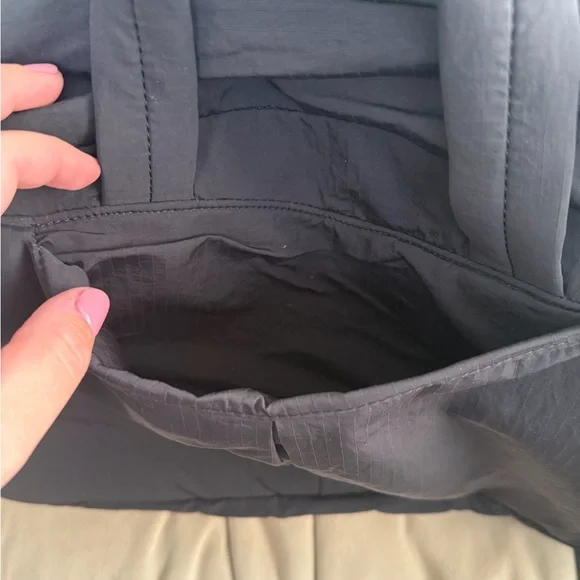 lululemon - lab Convertible Duffle Bag 29L - Picture 5 of 5